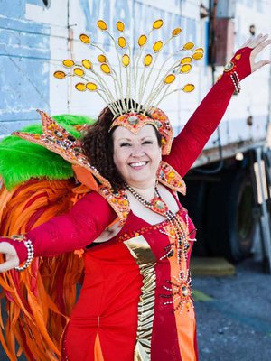 Ulrika Jakobsson, 46, on helsinkiläinen sovellusasiantuntija ja samban harrastaja.