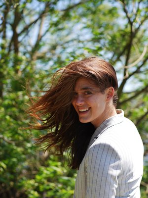 ”Kotoa opin, että raha tai menestys ei ole tärkeää, mutta valehdella ei saa ja jokin koulutus pitää olla. Olen itse samoilla linjoilla”, Krista Kosonen sanoo.