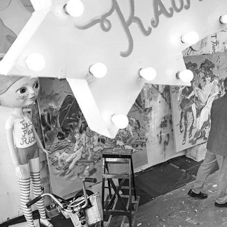 Katja haluaa välittää lapselleen isänsä opettamat arvot. ”Tärkein niistä on se, ettei ihmisarvo riipu sosiaalisesta asemasta."