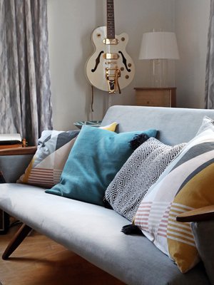 Kauniin vintagesisustuksen kokoaminen ei ole kärsimättömän hommaa. "Kirppareilla käyminen ja oman tyylin löytäminen vaatii aikaa, vaivaa ja jatkuvaa kokeilua", sanoo sisustussuunnittelija Laura Luoto.  