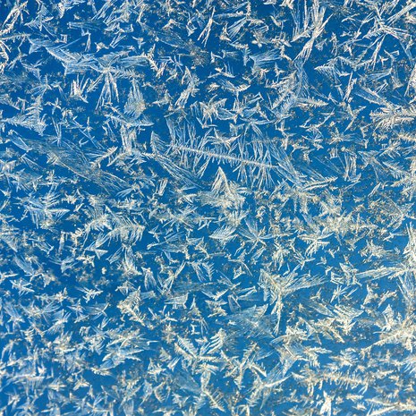 Kun huurre valtaa pakastimen sisäpinnat, on sulattamisen aika.