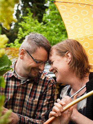 Piian ja Akin mielestä paras hetki on, kun viidessä lastenhuoneessa nukutaan. "Ja sohvannurkassa jutellessa on kainalopaikka." 