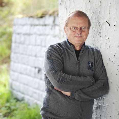 ”Tärkein tavoite on kasvaa ehyeksi ihmiseksi. Siksi koulujen kärkihanke pitäisi olla lasten turvallisuuden lisääminen”, sanoo kasvatustieteen emeritusprofessori Kari Uusikylä.