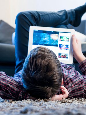 Vanhempana voi tehdä paljon suojellakseen lasta nettikiusaamiselta.