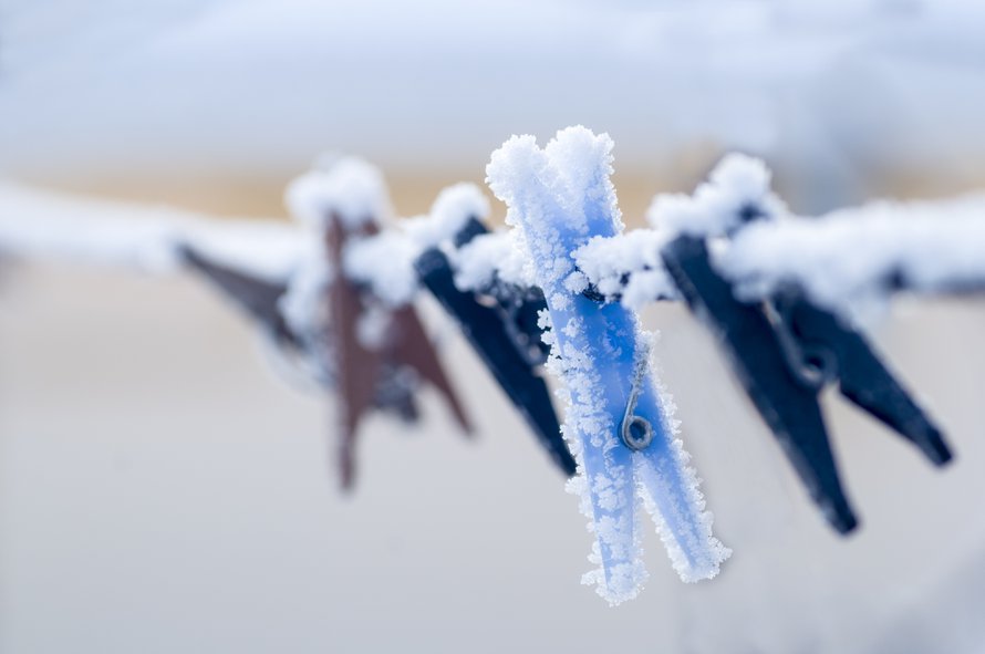 Pakkaspäivä on täydellinen hetki putsata matot ja sulattaa pakastin.