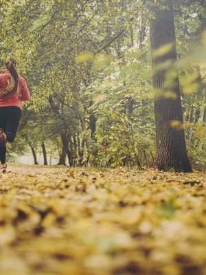 Millainen on oikea juoksija? En ole ihan varma, mutta juoksen silti, miettii helsinkiläinen Anna. Kuvituskuva. 