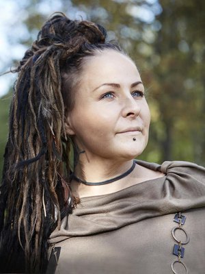 ”Kitissä on sekä fyysistä että henkistä selkärankaa. Olemme siinä samanlaisia”, Aira Samulin sanoo.