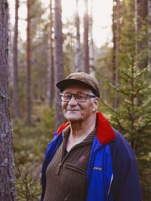 ”Minne sitä kotoaan muuttaisi? Työn perässä Pihtiputaalle on tultu ja hyvä on ollut.”