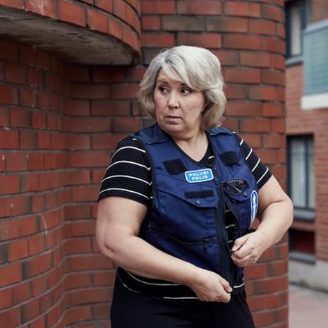 ”Kai se on niin, että joitakin ihmisiä kiehtoo pimeys – ehkä minuakin. Haluan tietää, mikä saa ihmisen tekemään pahoja asioita”, rikostutkija Heli Kannisto sanoo.