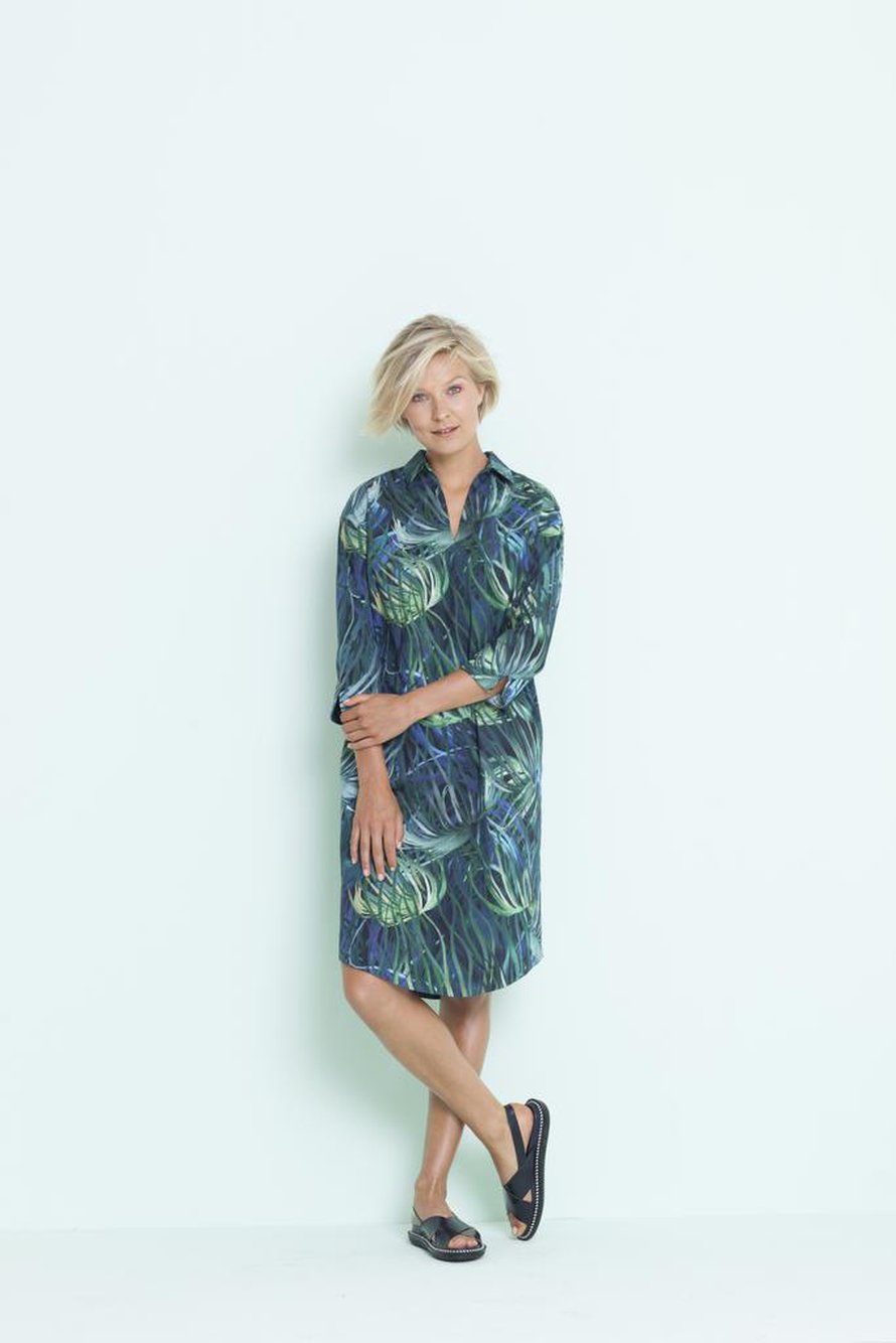 12 Suoralinjainen mekko