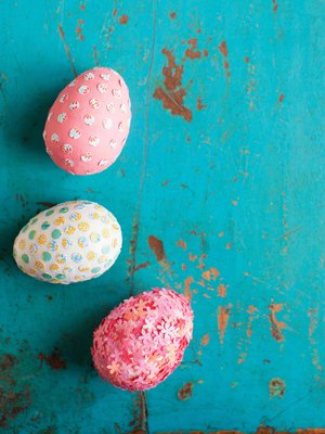 Sievät konfettimunat on tehty paperimassasta.