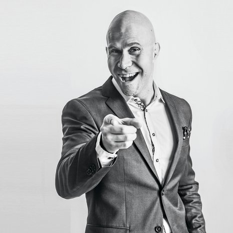 Yritysvalmentaja Mirko Häyrinen alkoi kehittää tehokkaiden kokousten menetelmäänsä­ sen jälkeen, kun oli kokenut liian monta turhaa palaveria. 