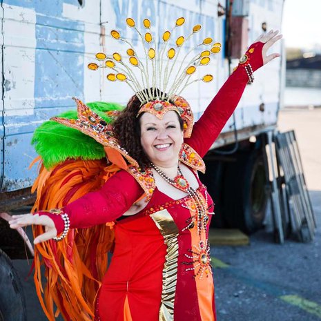 Ulrika Jakobsson, 46, on helsinkiläinen sovellusasiantuntija ja samban harrastaja.