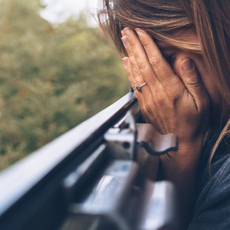 ”Työuupumukseen puututaan liian usein vasta, kun ollaan lähellä täydellisestä loppuun palamista, burnoutia", sanoo psykologi Mervi Herranen.