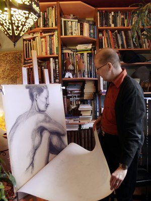 Kun Petri Riikonen lopetti tanssimisen, hän aloitti piirtämisen. Enää hän ei piirrä, koska se vie liikaa voimia.