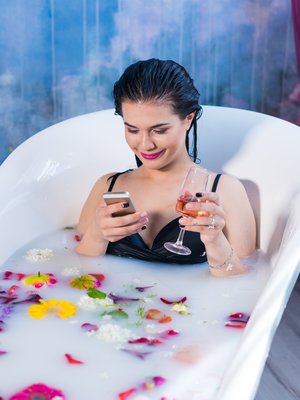 Oletko koskaan vielä viettänyt Ihan yksin -juhlia?