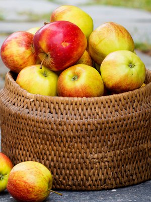 Kun puut notkuvat omenoista, on aika tehdä hilloa.