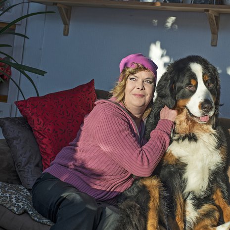 ”Sairastumiseni  jälkeen ystävyyssuhteeni ovat muuttuneet. Osa  ihmisistä, joita pidin tosiystävinä, on kaikonnut. Toisista on tullut entistä  läheisempiä.”