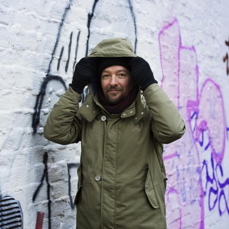 ”Ei olekaan niin, että lapset muuttavat pois luotani. Oikeastaan lapset muuttavat siihen maailmaan, jossa itse jo olen, aikuisuuteen”, Paavo Westerberg miettii.