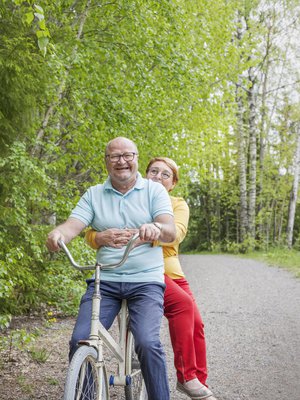 Tällä Jopolla Veli-Matti hurautti kouluaikoina parinkymmenen kilometrin matkan Elinaa tapaamaan.