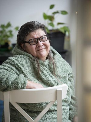 Kun Sari oli koditon, hän itki usein. Välillä olo oli lohduton. ”Minulla oli silloin varmaan jonkinlainen masennus.”