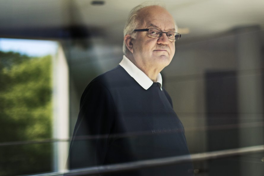 Jari Sinkkonen muistuttaa, että lapsen täytyy saada välillä epäonnistua ja harjoitella turhautumista.