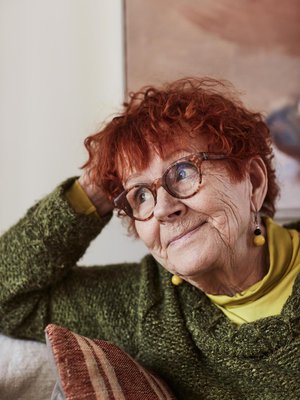 Anneli Vainio omaksui jo pienenä suvussaan kulkeneen reippauden vaatimuksen: ilo pintaan vaikka syän märkänis.