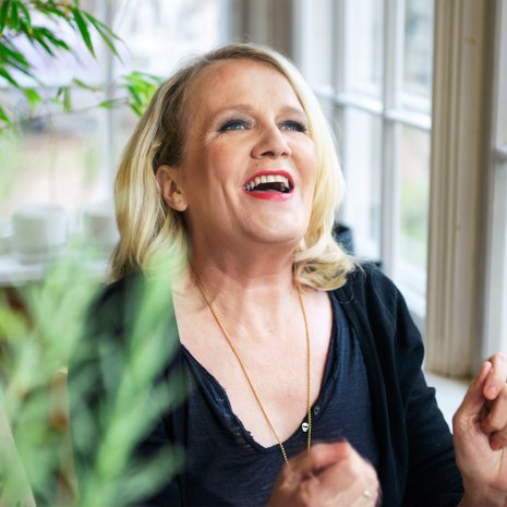 "Annoin pikkuhiljaa anteeksi, vaikka äiti ei edes pyytänyt. Tajusin, että olen itse vastuussa siitä, millaiseksi aikuiseksi olen kasvanut." 