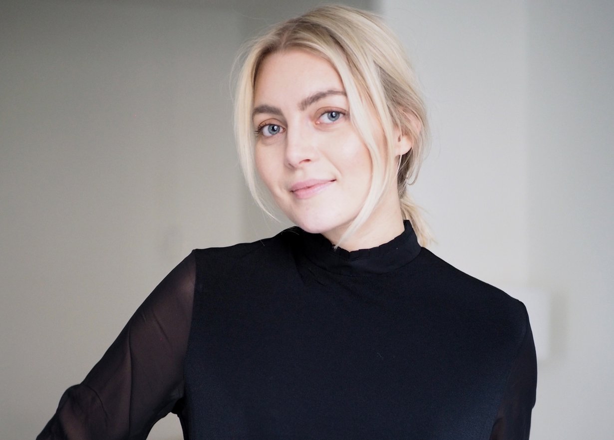 Jenni uskoo, että menestyksekkään lifestyleblogin pitäjän on väistämättä jaettava jotain itsestään. ”Se on se, mikä saa ihmiset koukuttumaan. Taitavimpia ovat ne, jotka osaavat vetää rajat, mutta luoda silti lukijalle tunteen avoimuudesta.”