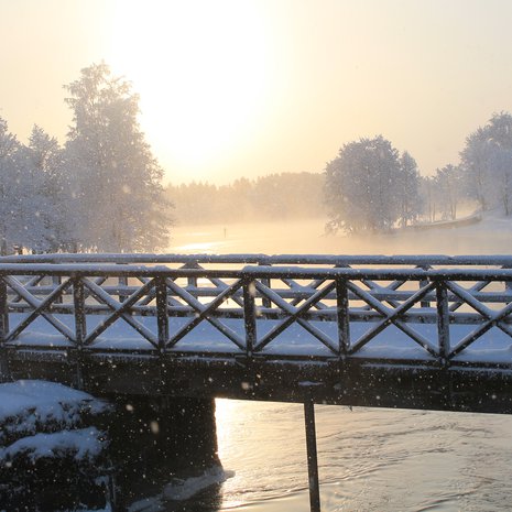 Jaana Paananen otti kuvan Olavinlinnaan vievästä sillasta.