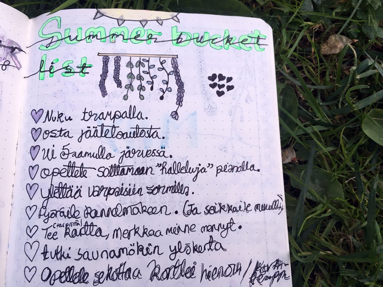 15-vuotias Iida on laatinut jo monta unelmalistaa täksi kesäksi. Tässä niistä yksi.