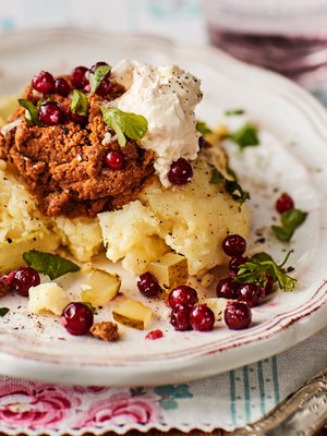 Vorschmackia voi muunnella helposti, kun vaihtelee lihaa ja mausteita. Kuvan vorschmack on tehty hirvenlihasta.