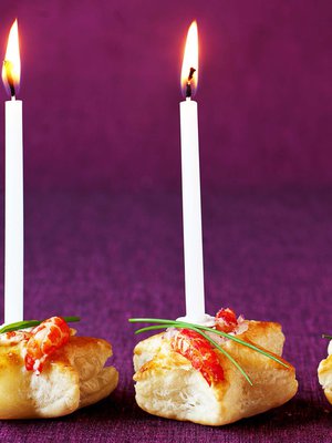 Jotta raputähdet pysyvät rapeina, paista tähdet juuri ennen tarjoilua.