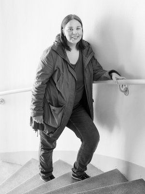 ”Tavara on joukkoon kuulumisen väline, eikä pienellä lapsella ole vielä keinoja kyseenalaistaa sitä”, Malva Green tietää.