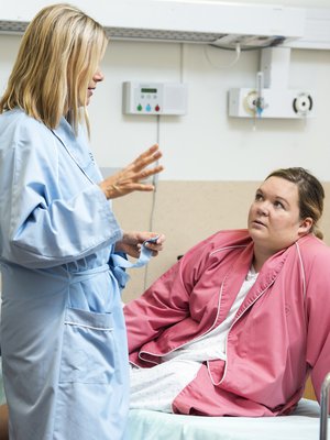 Anna-Kaisa Melvaksen ja Tiia Rousun sairaalahuoneesta kuului niin iloinen porina, että naapurihuoneessa jo hieman ihmeteltiin.