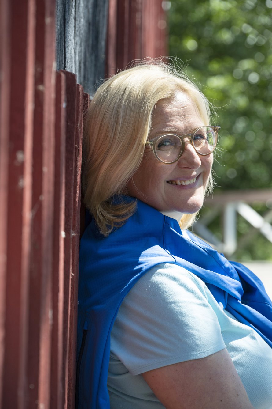 ”Ainoaa elämää ei kannata<cutline_leadin></cutline_leadin> tuhlata uhrina olemiseen. Elämä kannattaa käyttää elämiseen”, Johanna Aatsalo sanoo.