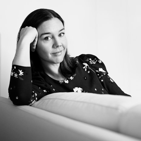 Paula Koskinen Sandbergin mielestä kotihoidontuki on valtion tukema köyhyysloukku, joka pitäisi lopettaa.