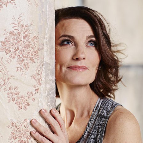 "Olen uskaltanut lopettaa suorittamisen ja jokapäiväisen kouhkaamisen", sanoo Jonna Järnefelt.