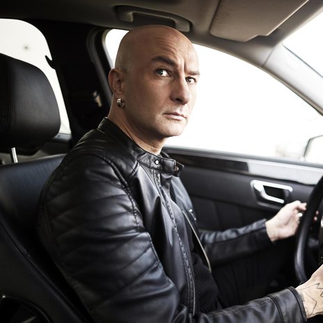Jos joku sanoo filosofisesti, että kaikella on tarkoituksensa, erollakin, Ylppö ei usko. ”Mikä tarkoitus on holokaustilla tai sillä, että auton kampiakseli hajoaa matkalla Forssaan? Minusta asioita ei voi perustella tarkoituksella, vaan kaikki on täyttä kaaosta.”