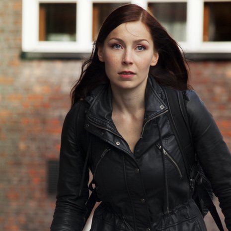 Nopeammin! Paremmin! Kun Viivi oli sairaimmillaan, hän ei uskaltanut pysähtyä hetkeksikään.