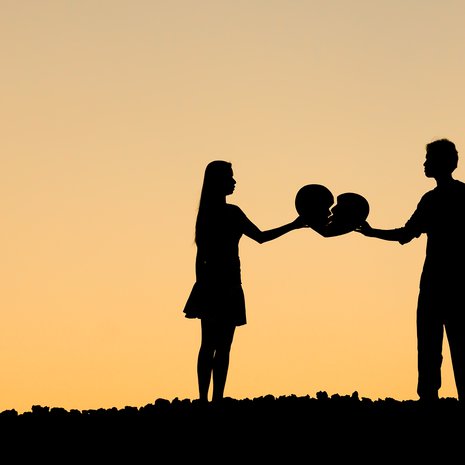 Se, että parisuhteessa ei koskaan riidellä, ei välttämättä kerro, että suhde olisi onnellinen.