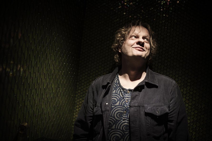Iiro Rantalan keskustelu- ja musiikkiohjelma Kotikäynti Iiron pianohuoneessa tulee kesäkeskiviikkoisin Yle Radio 1:ssä klo 12.10. Helsingin Viapori Jazzissa 21.8. hän soittaa uuden biisin jokaiselle kalenterikuukaudelle ohjelmassa nimeltä Finnish Calendar.