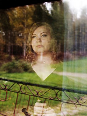 Meri-Jennika eli Miisu, 28, asuu Mäntyharjulla. Hänen perheeseensä kuuluvat puolison lisäksi lapset Fanny, 7, ja Peppi, 3. Pepin kaksosveli Konsta menehtyi kymmenen kuukauden iässä.