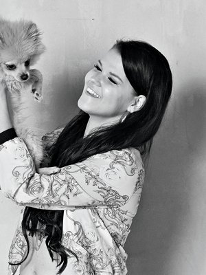 Muusikko Saara Aalto.