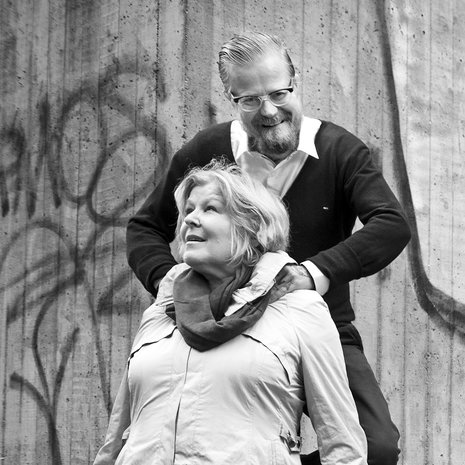 Äiti Leena Valpio antoi pojalleen Wallulle kaksi ohjetta: pääse elämässä eteenpäin äläkä hanki rikosrekisteriä. Kumpaakin Wallu on noudattanut. Viime vuonna hän osti äidiltään salaa asunnon Turkista – käteisellä.