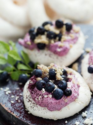 Vegaaniset marengit ovat ihania suupaloja.