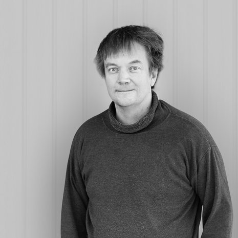 Teemu Keskisarjan mielestä mahdollisuus päästellä höyryjä keskusteluissa on ainoa hyvä asia, mitä internet on tuonut tullessaan.