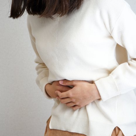 Vatsakipu on yksi tavallisimmista tulehduksellisten suolistosairauksien oireista.