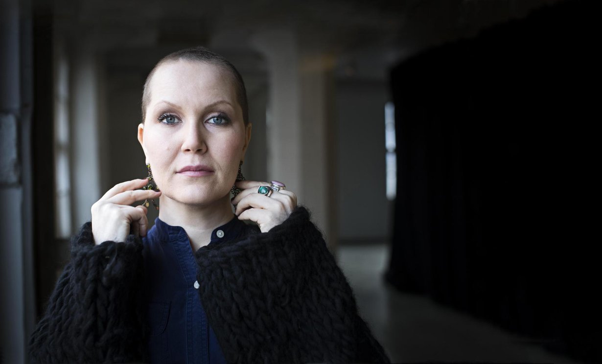 "Eniten tahton korostaa läheisille, että hei, minä tässä elän elämääni, keskitytäänpä siihen. Koko elämää ei tarvitse rakentaa sairauden ympärille", Astrid Swan sanoo.
