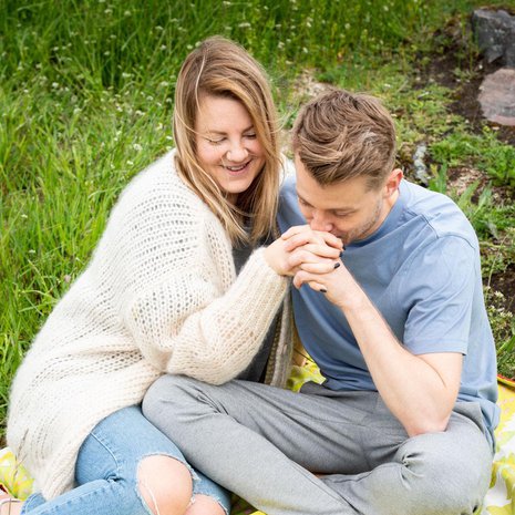 Laura Frimanin ja Lauri Tammisen suhde alkoi viime ystävänpäivänä suorasta radiolähetyksestä.